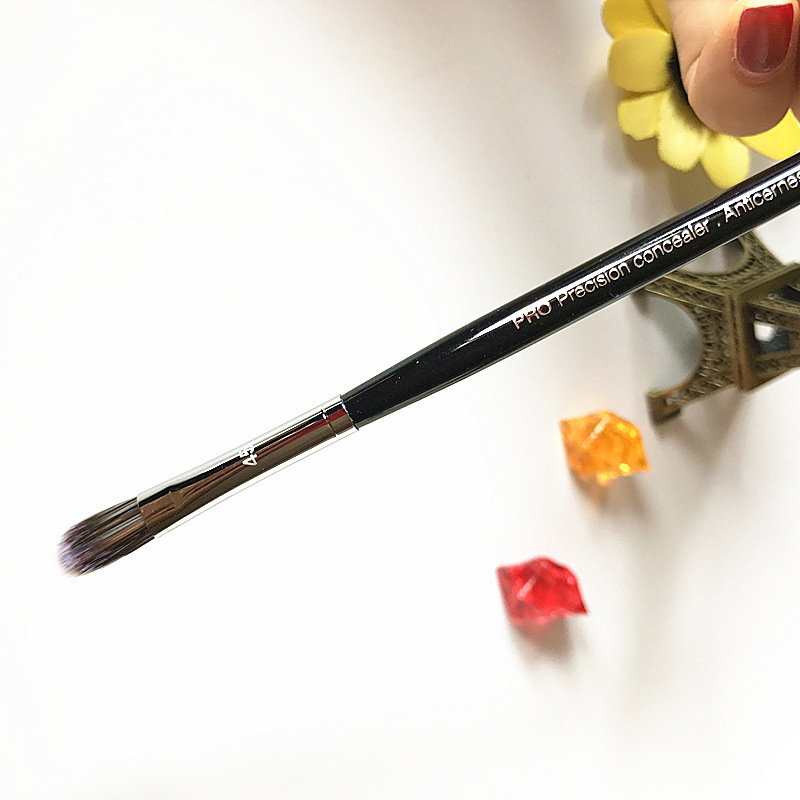 Cọ mắt Sephora 45
